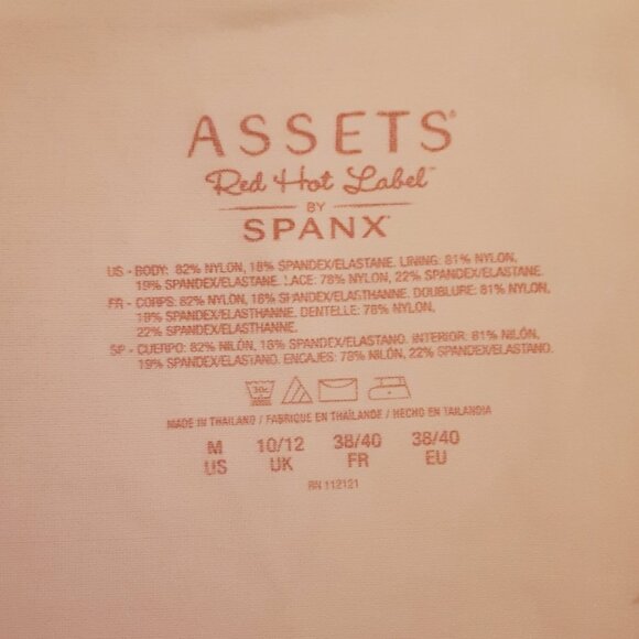 Spanx Assets Lux & Lean Slip Skirt Shapewear Medium - Picture 3 of 4